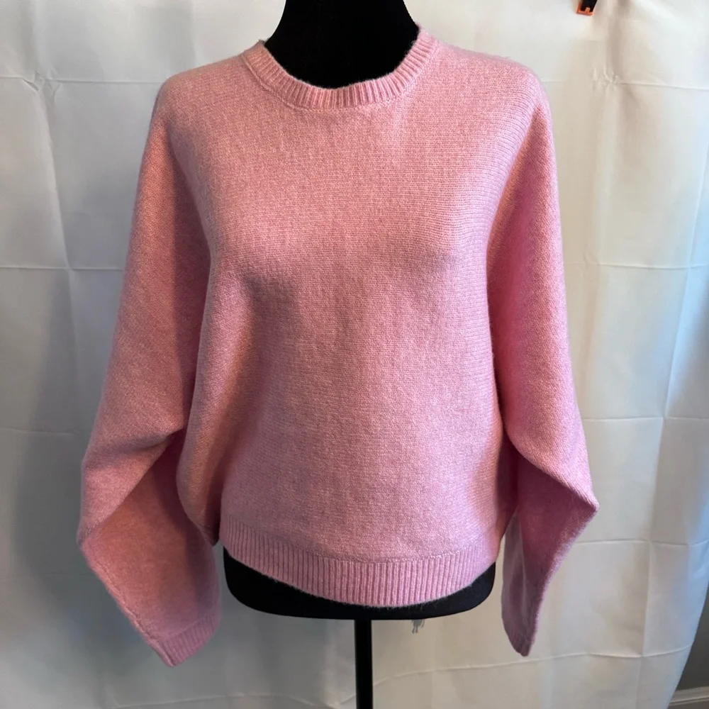 Double Zero Pink Crewneck Sweater with Dolman Sleeves Large - NWT - Picture 1 of 10
